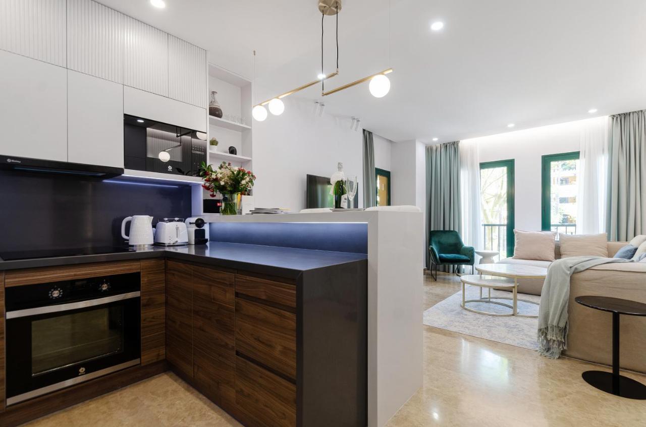 Luxury Blue Coast Seaside Retreat Marbella Apartment Ngoại thất bức ảnh