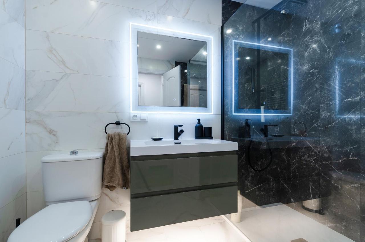 Luxury Blue Coast Seaside Retreat Marbella Apartment Ngoại thất bức ảnh