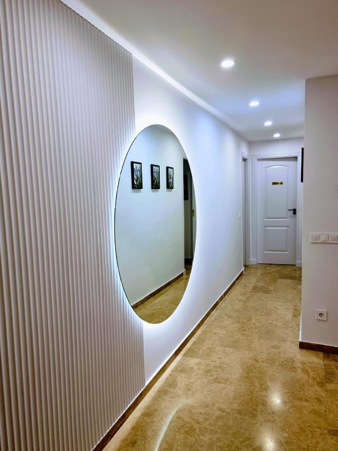 Luxury Blue Coast Seaside Retreat Marbella Apartment Ngoại thất bức ảnh