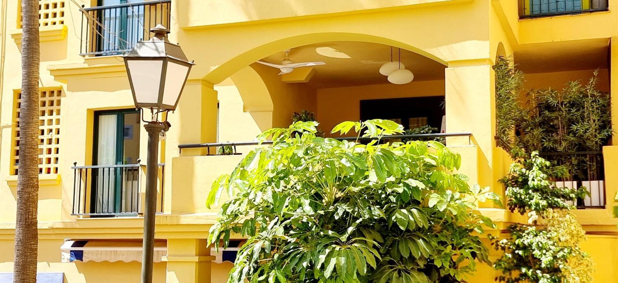 Luxury Blue Coast Seaside Retreat Marbella Apartment Ngoại thất bức ảnh