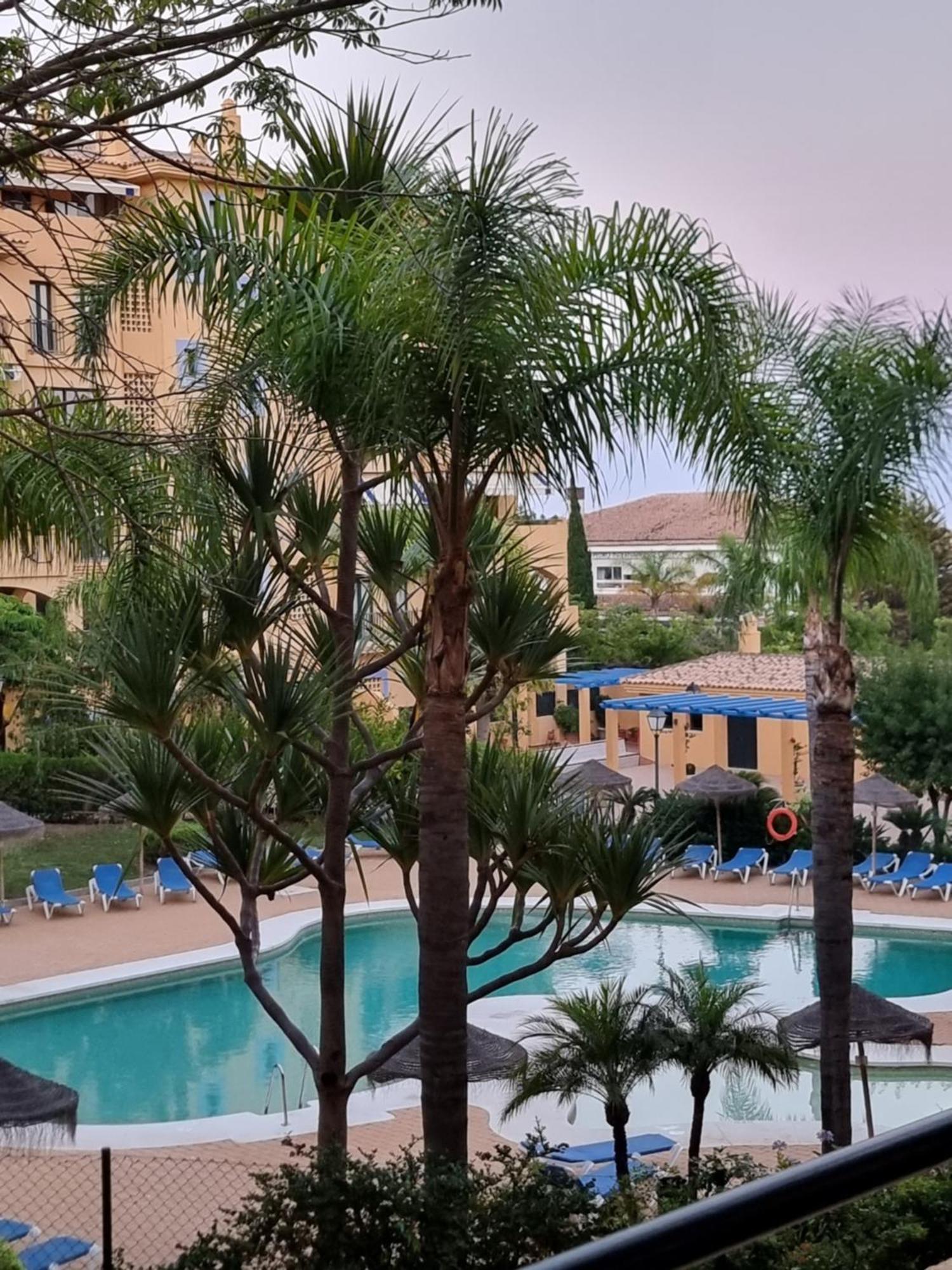 Luxury Blue Coast Seaside Retreat Marbella Apartment Ngoại thất bức ảnh